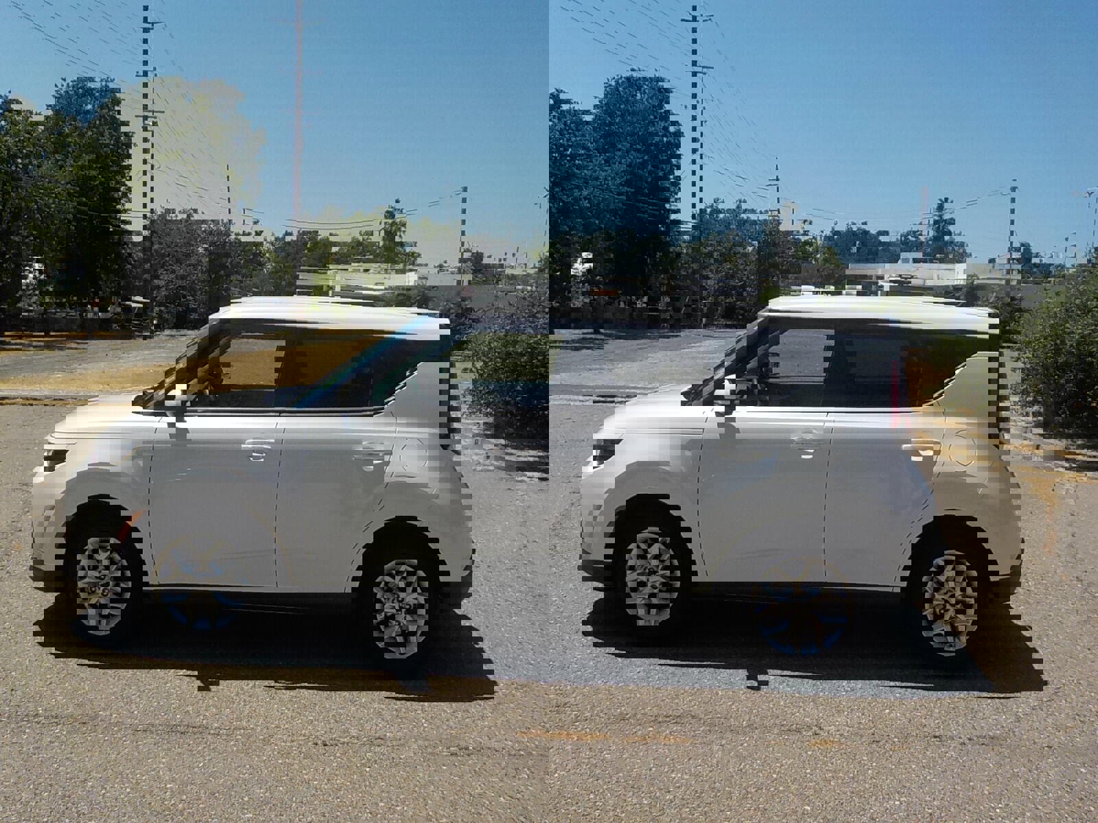 Used 2024 Kia Soul LX w/ Option Group 015 image 8