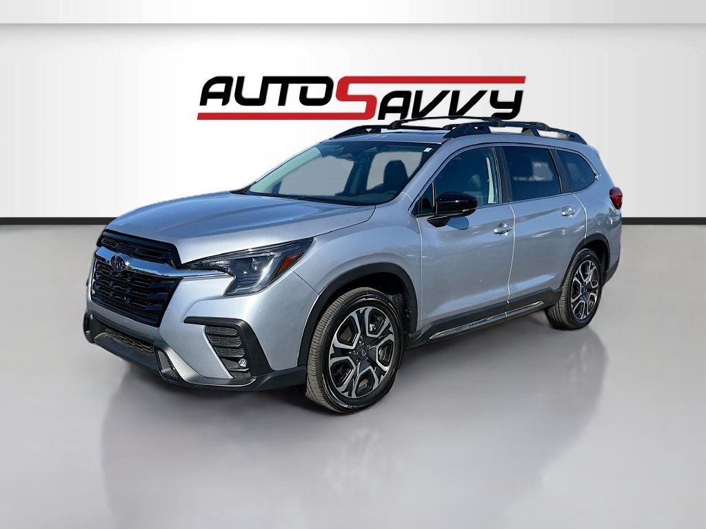 Used 2025 Subaru Ascent Limited w/ Popular Package #2 AWD/4WD image 3