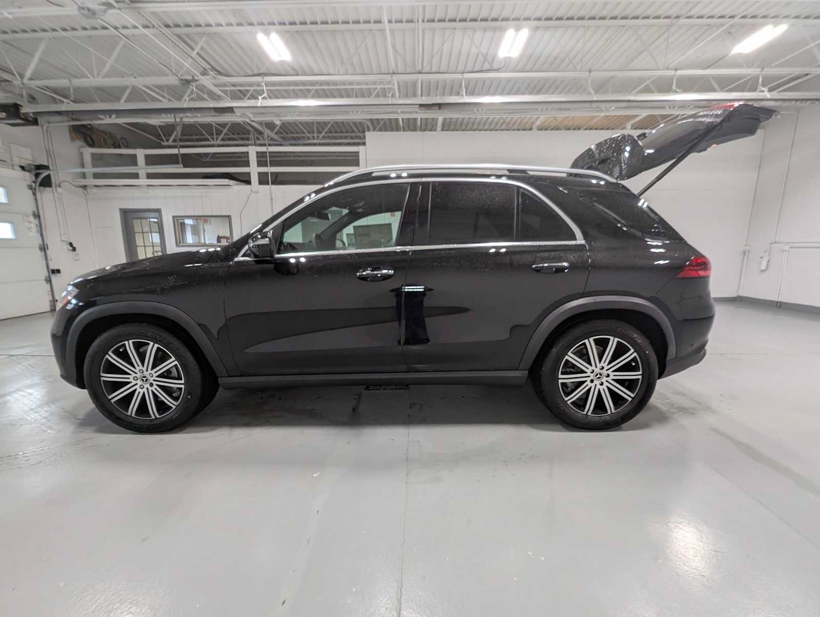 Used 2026 Mercedes-Benz GLE 350 4MATIC image 7