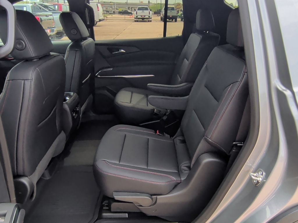 New 2026 Chevrolet Traverse Z71 w/ Driver Confidence Package AWD/4WD image 36