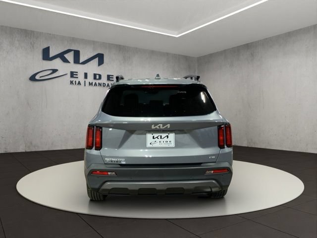 Used 2023 Kia Sorento S AWD/4WD image 11