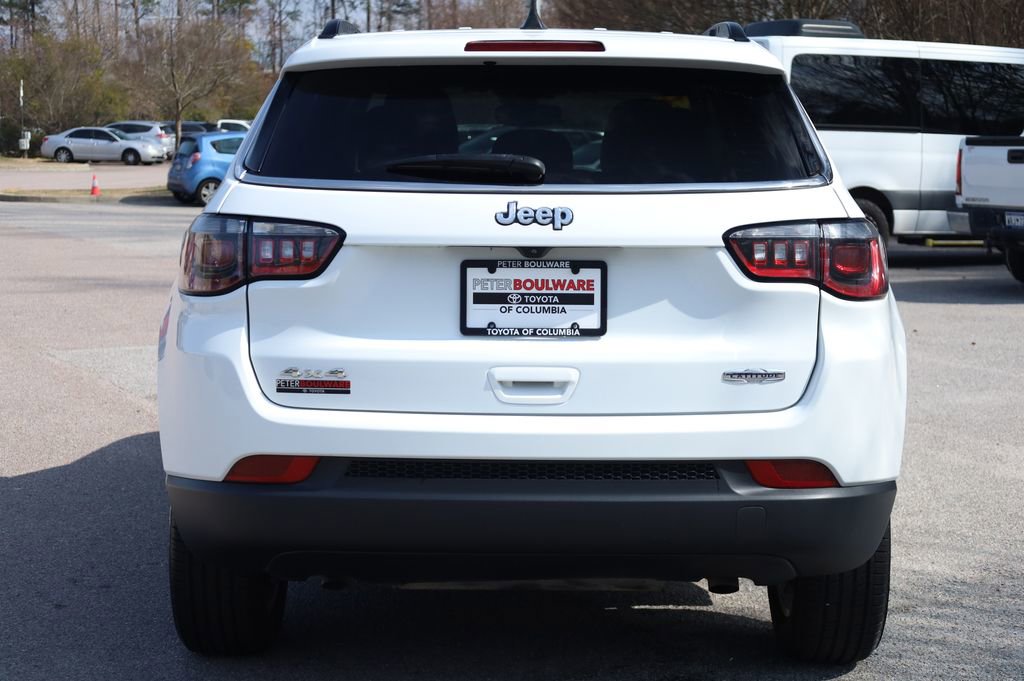 Used 2024 Jeep Compass Latitude image 19