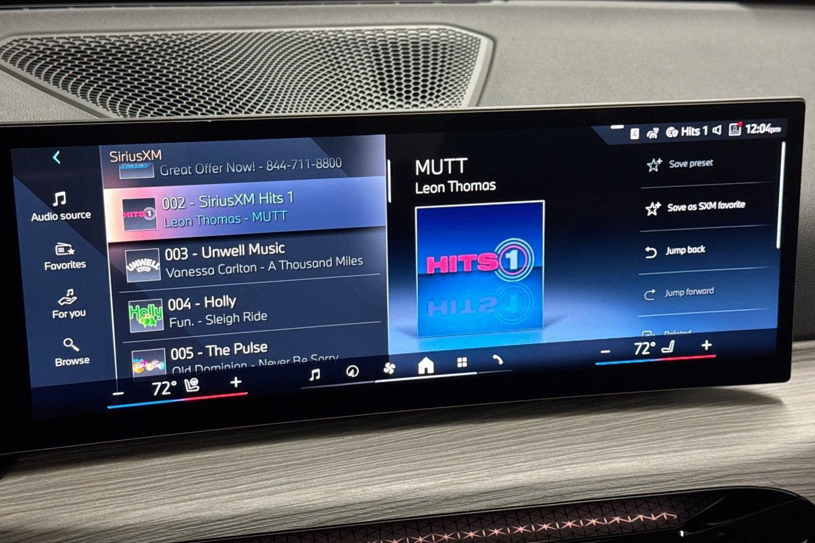 New 2026 BMW 330i Sedan w/ Premium Package image 22