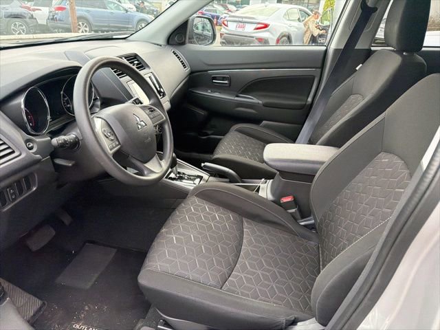 Used 2024 Mitsubishi Outlander Sport ES image 4