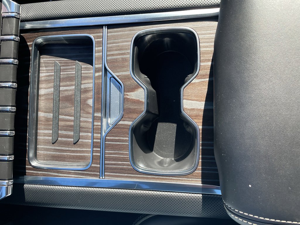 Used 2025 GMC Sierra EV Denali AWD/4WD image 18