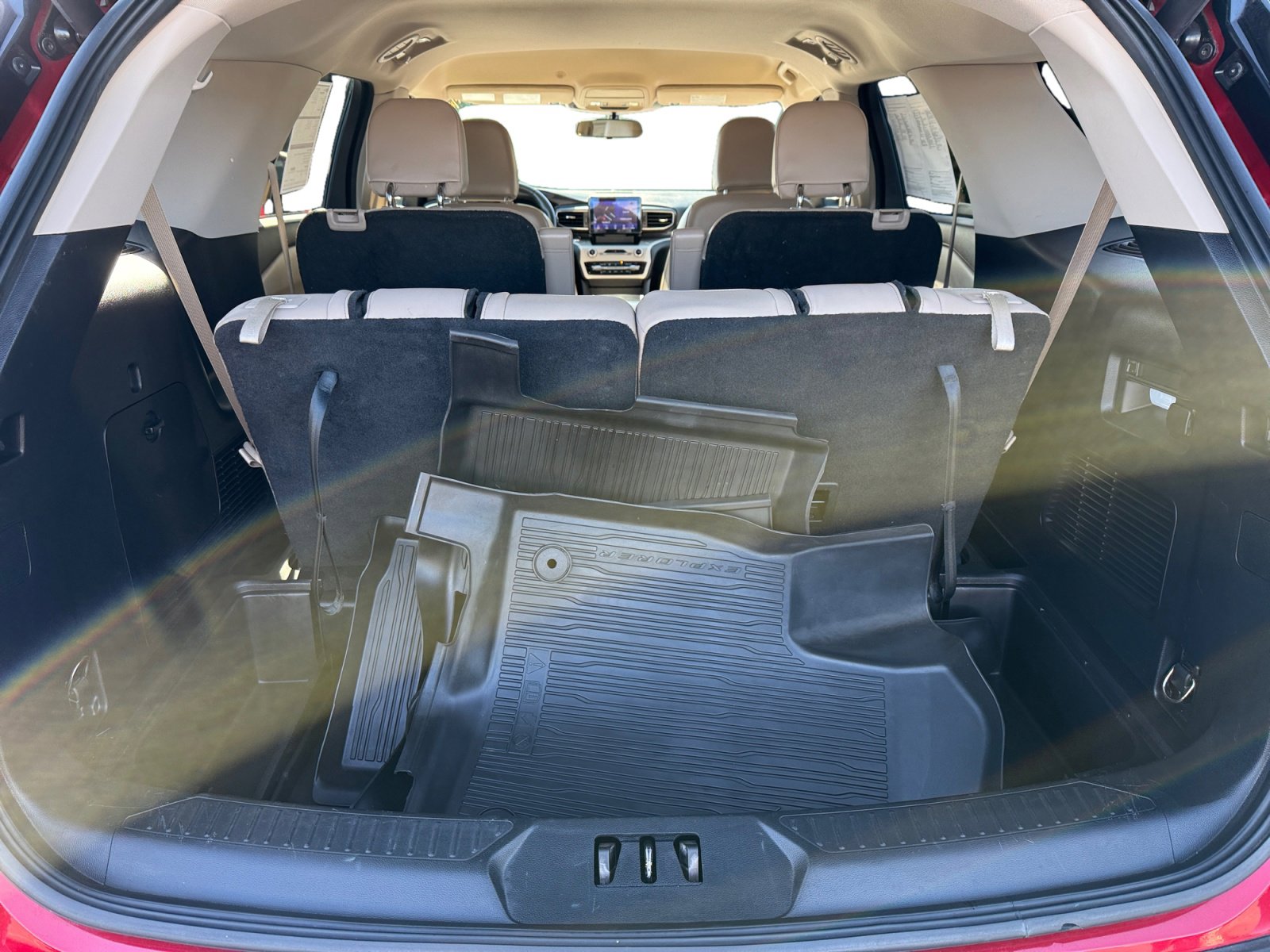 Certified 2021 Ford Explorer XLT w/ Equipment Group 202A image 17