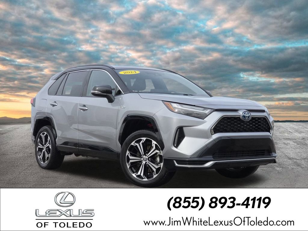 Used 2024 Toyota RAV4 XSE w/ Weather Package image 1