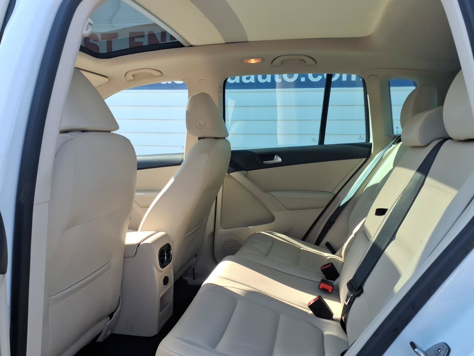 Used 2017 Volkswagen Tiguan Wolfsburg Edition AWD/4WD image 10