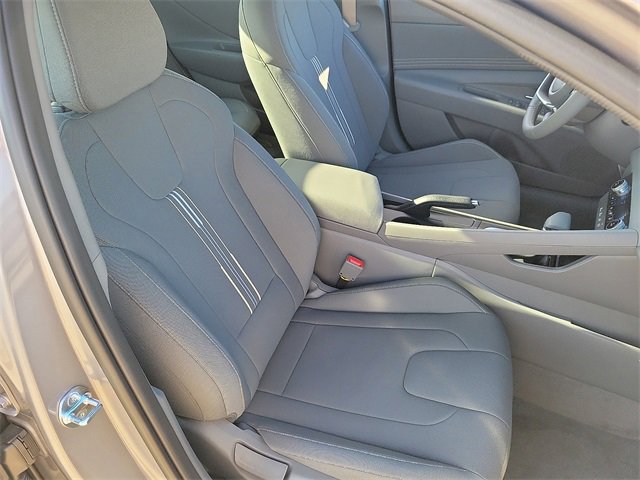 New 2025 Hyundai Elantra Sport w/ Cargo Package FWD image 19