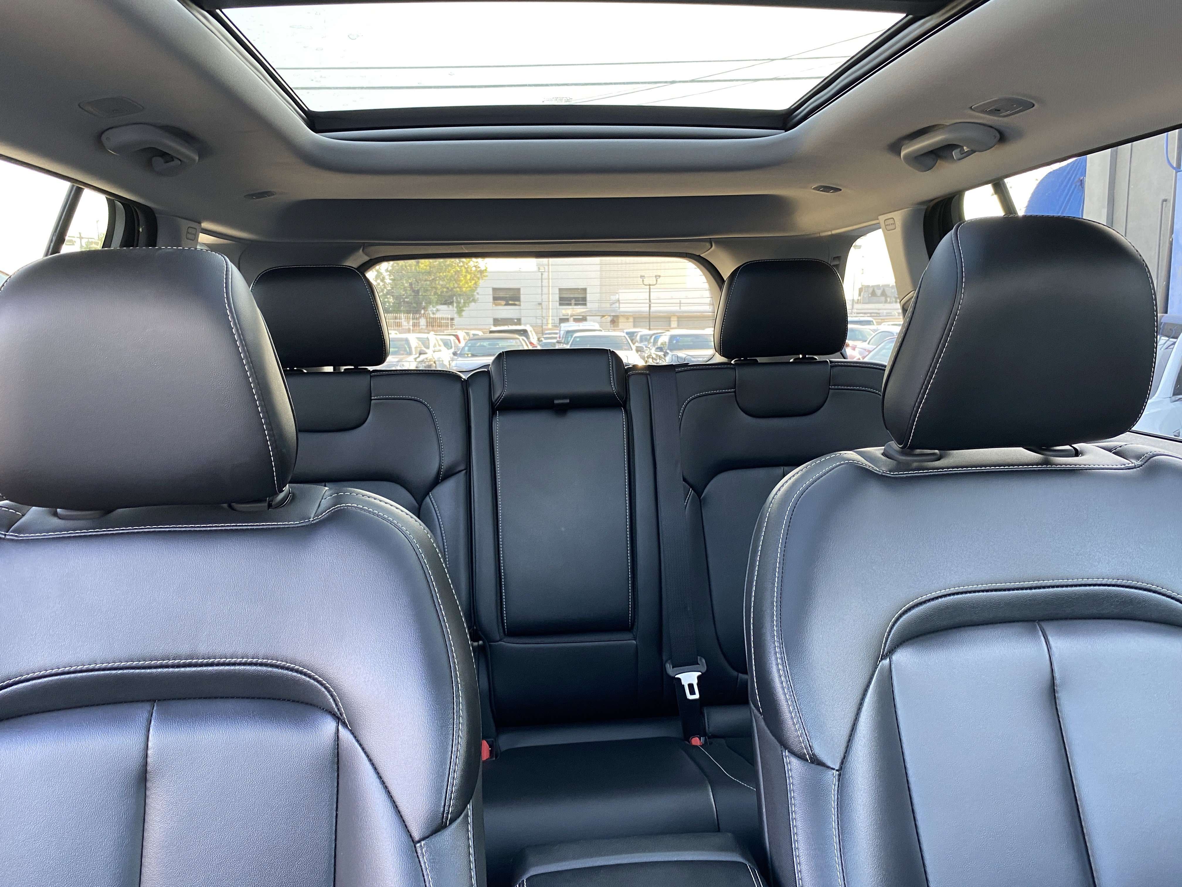 Used 2023 Jeep Grand Cherokee 4WD 4xe image 27