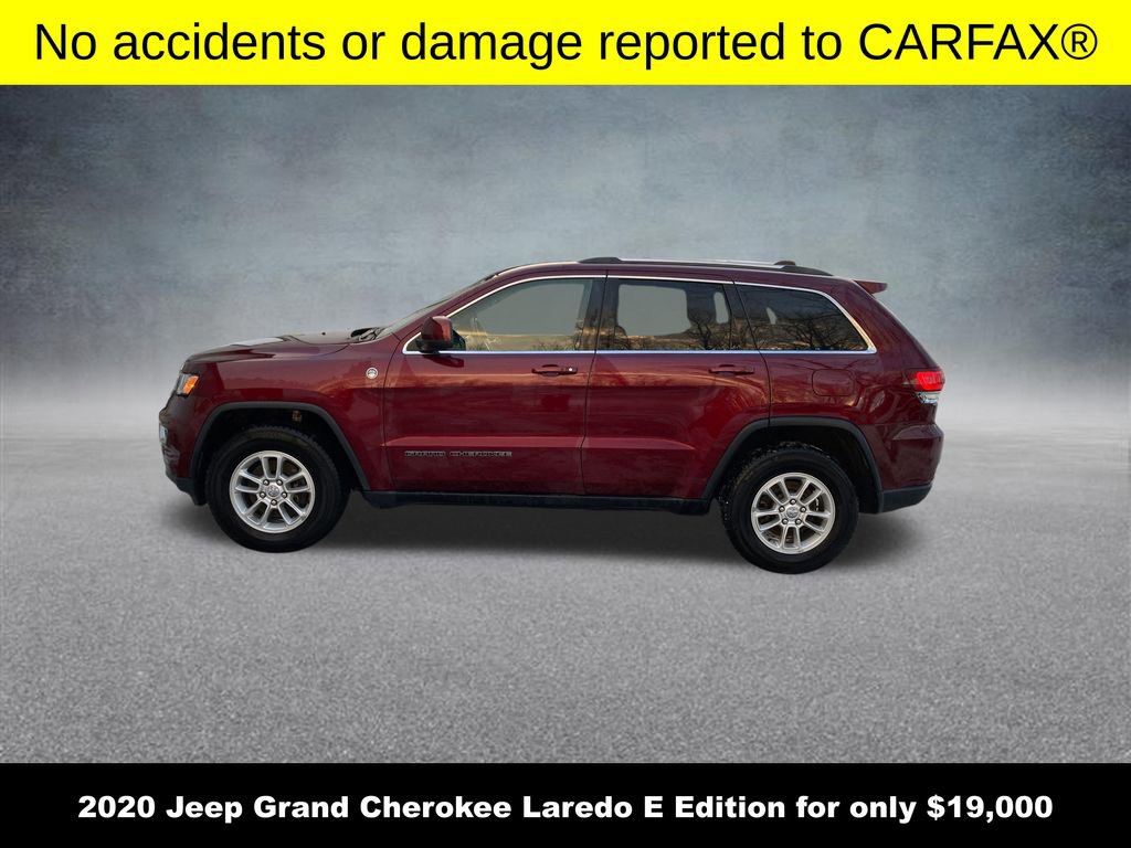 Used 2020 Jeep Grand Cherokee Laredo image 2