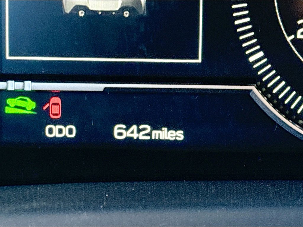 Used 2025 Toyota GR86 Premium image 12