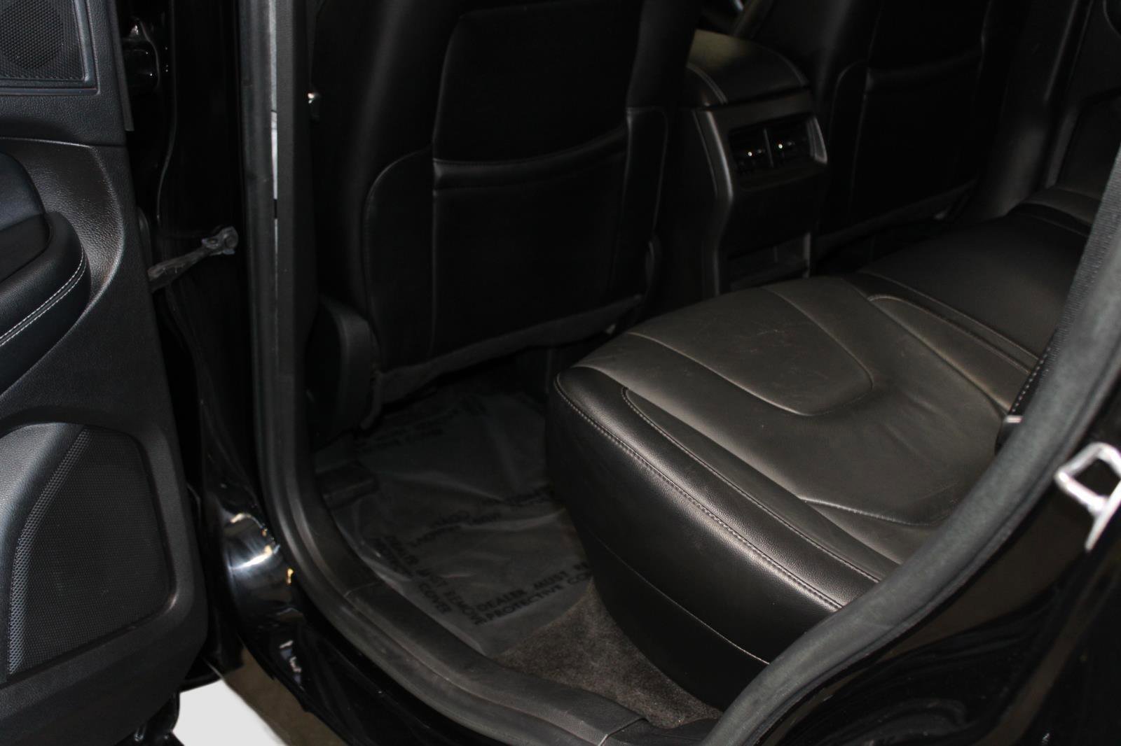 Used 2017 Ford Edge Titanium image 43