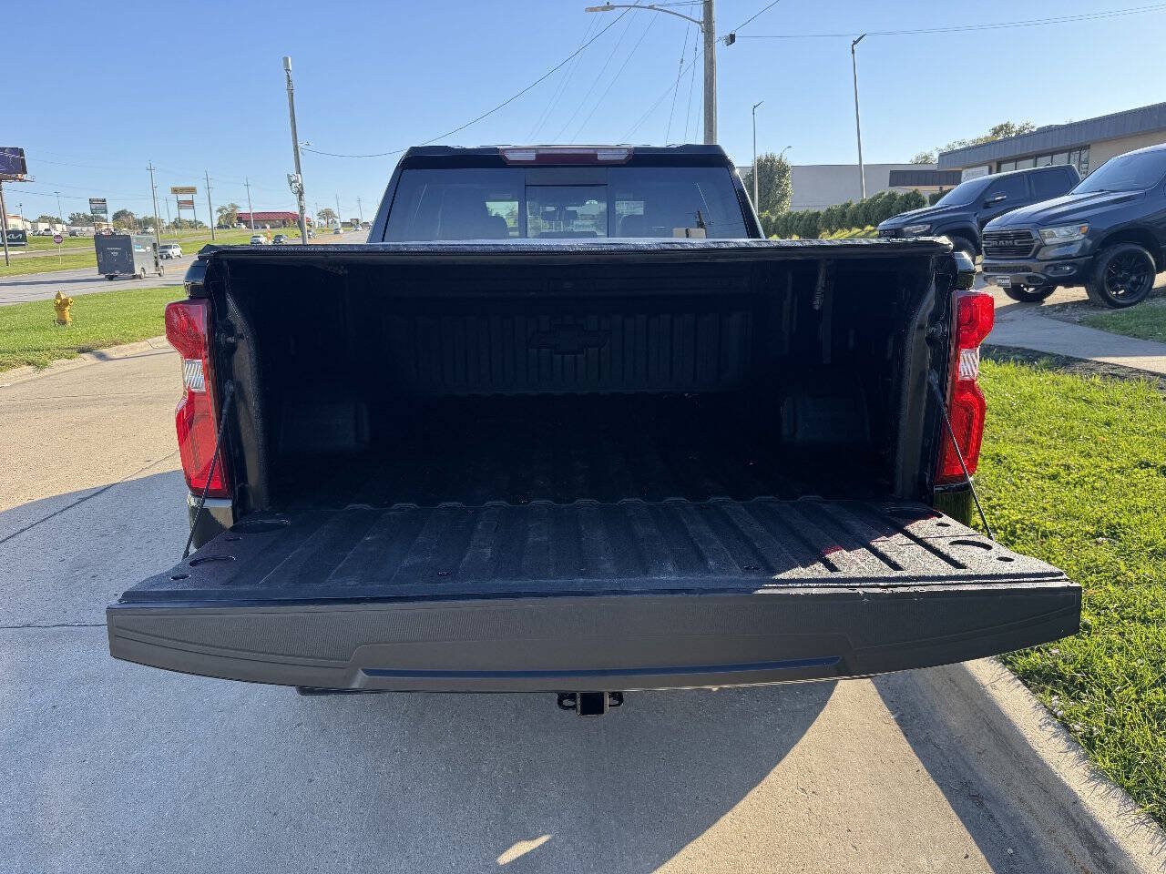 Used 2020 Chevrolet Silverado 1500 RST w/ Rally Edition AWD/4WD image 10