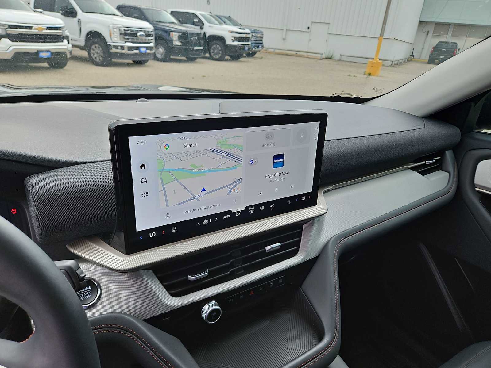 Used 2025 Ford Explorer Active w/ Active Comfort Package image 24