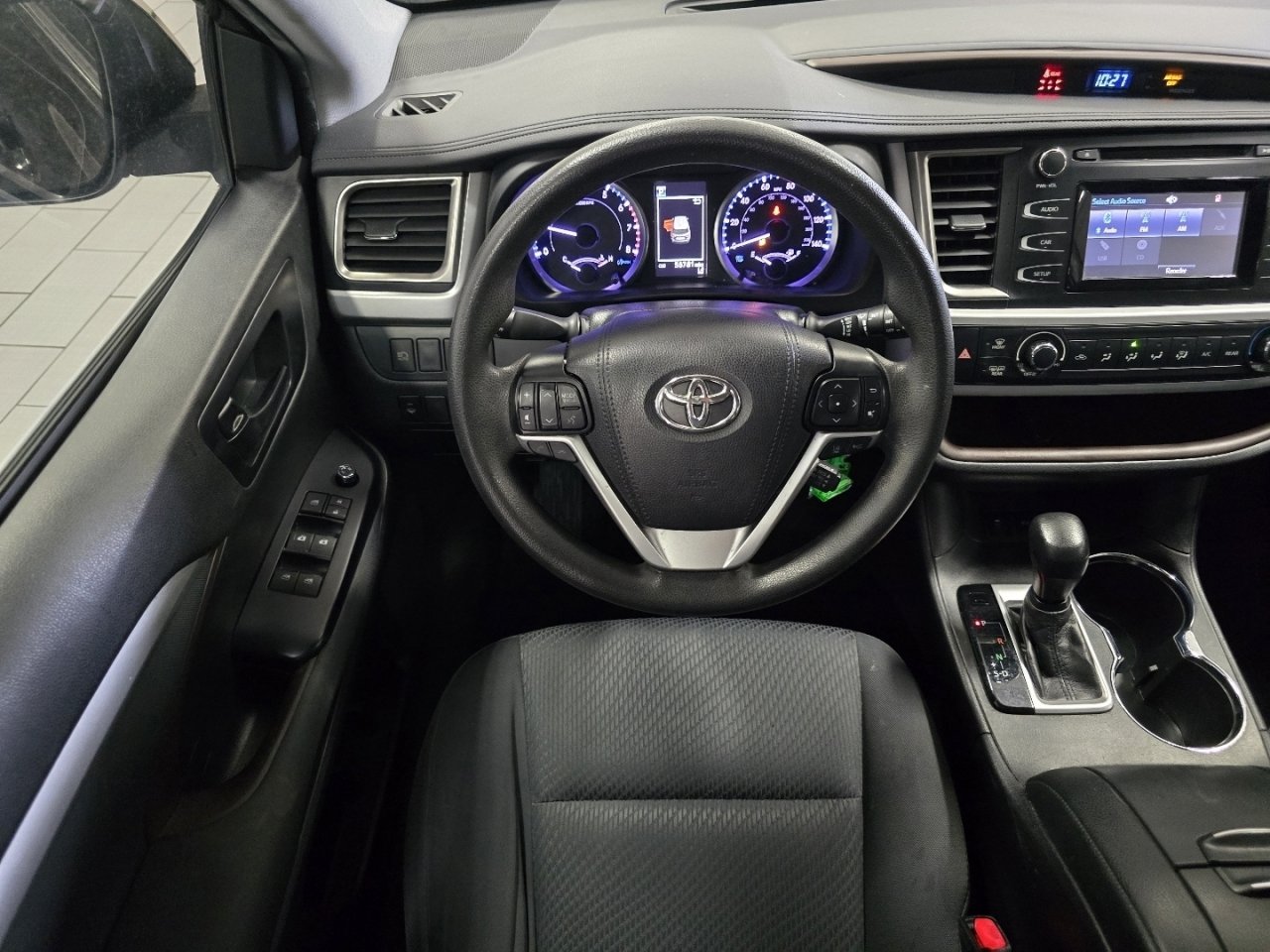 Certified 2019 Toyota Highlander LE FWD image 20