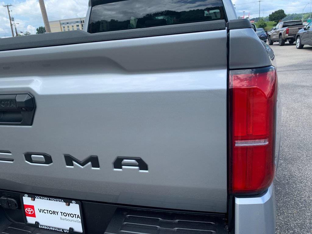 New 2026 Toyota Tacoma SR5 AWD/4WD image 31