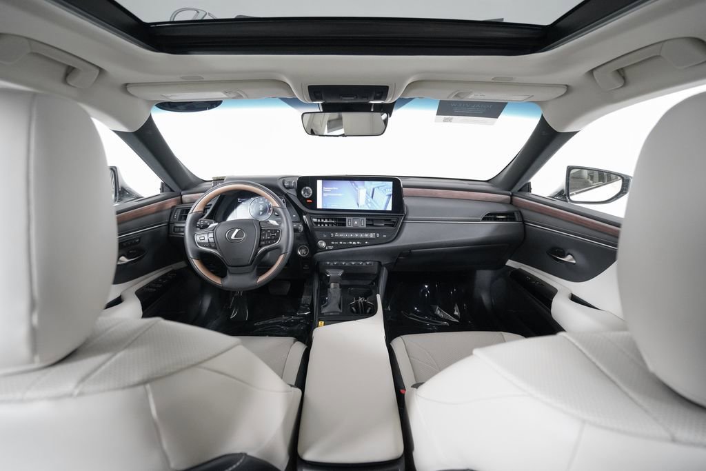 Certified 2024 Lexus ES 350 w/ Technology Package FWD image 15