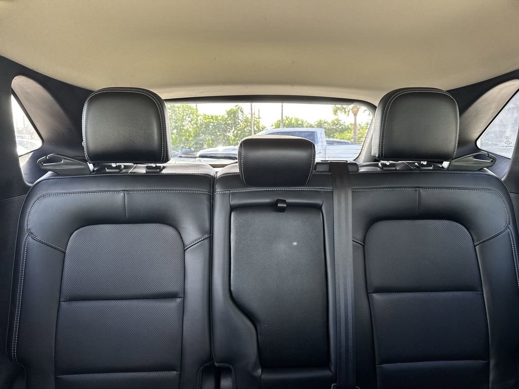 Used 2020 Ford Escape SEL image 19