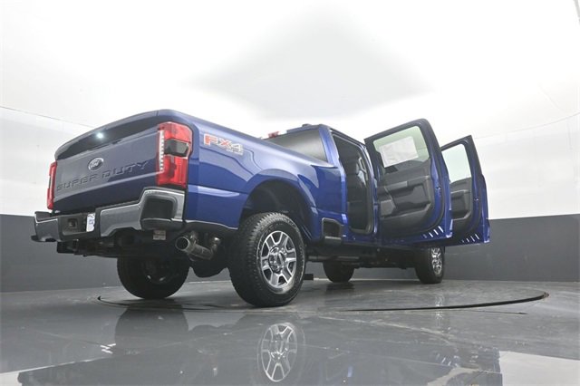 New 2026 Ford F250 Lariat w/ FX4 Off-Road Package image 38