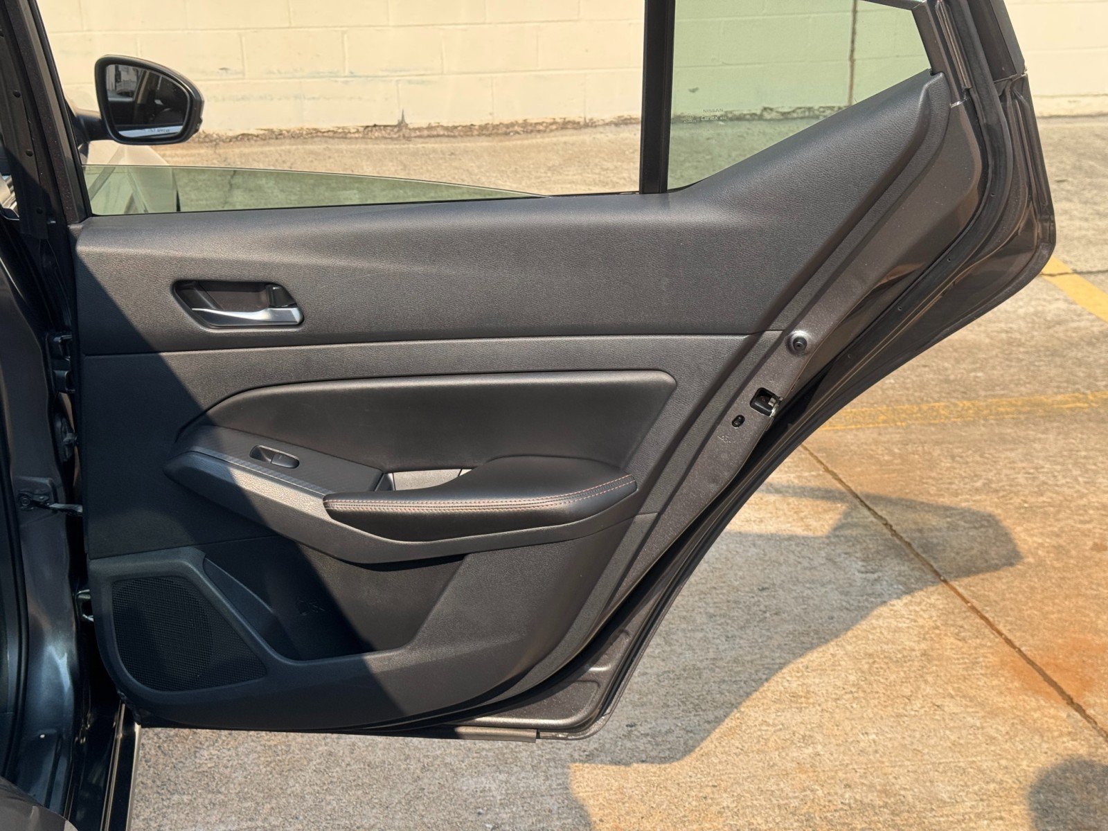 Used 2022 Nissan Altima 2.0 SR FWD image 38