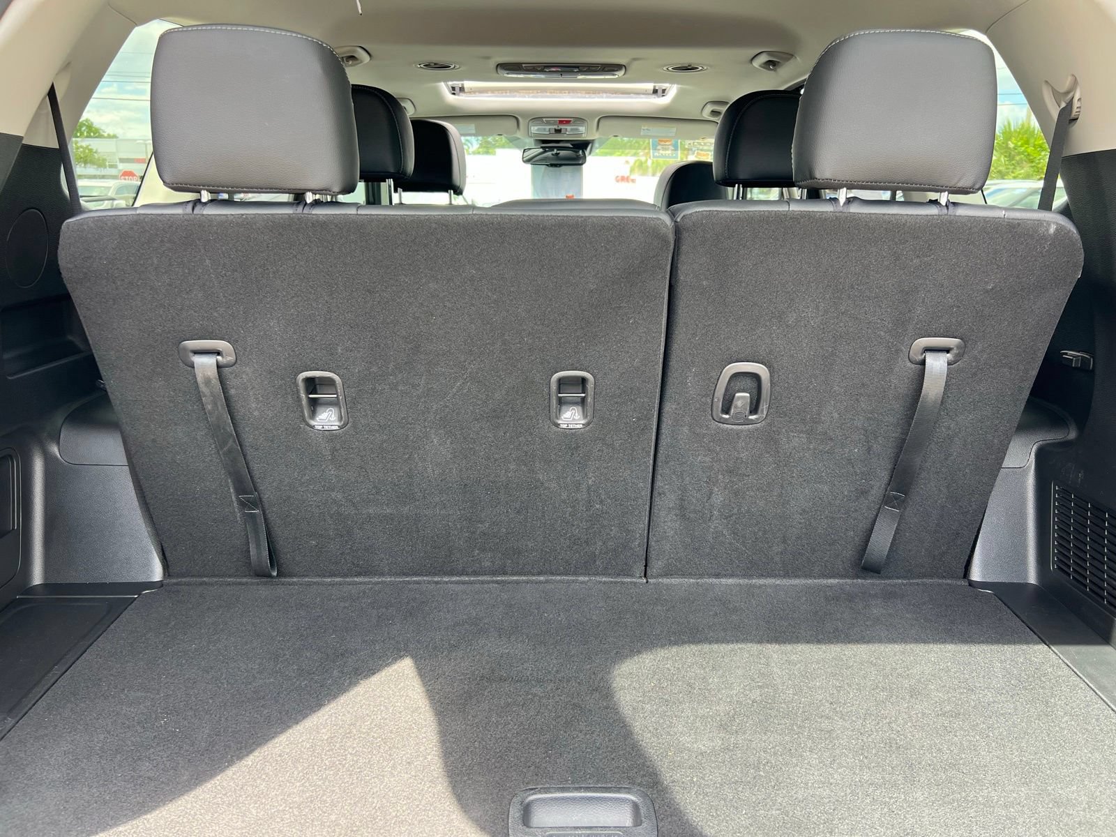 Used 2025 Kia Telluride EX w/ EX Captain's Chair Package FWD image 22