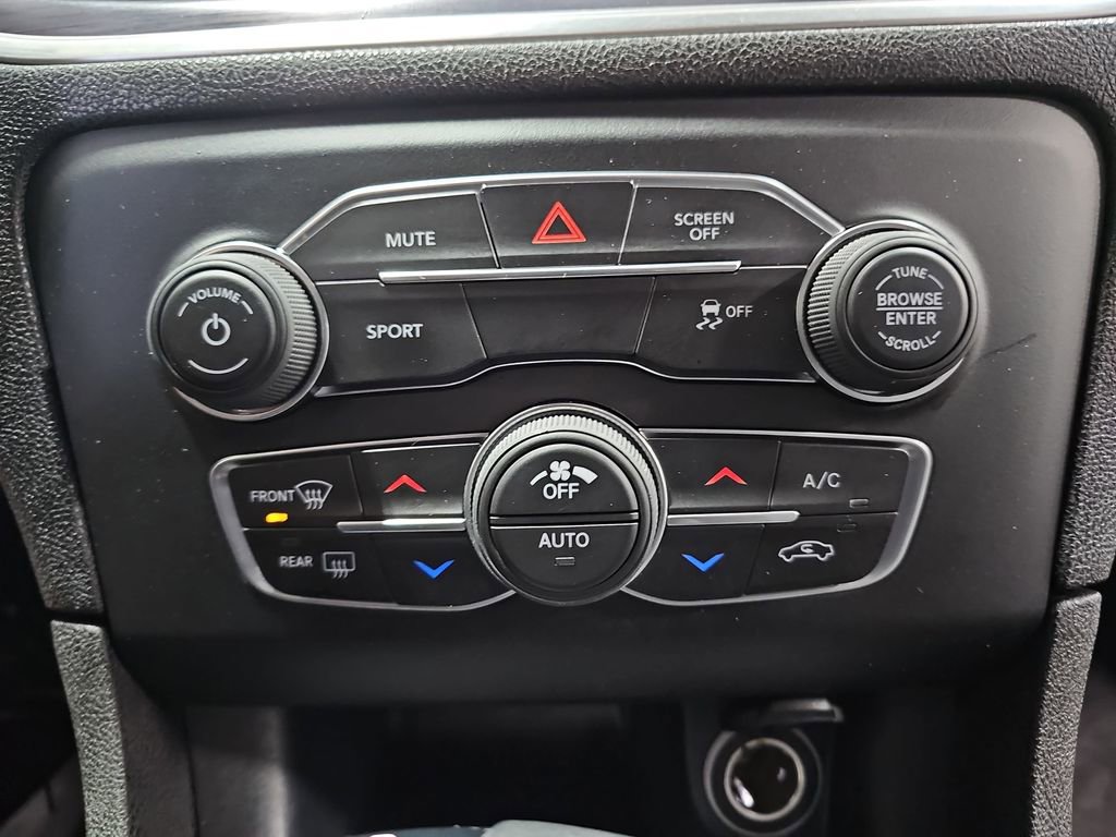 Used 2017 Dodge Charger R/T w/ Blacktop Package image 20