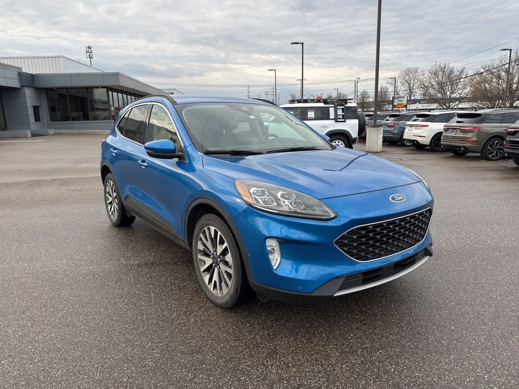 Used 2020 Ford Escape Titanium image 7
