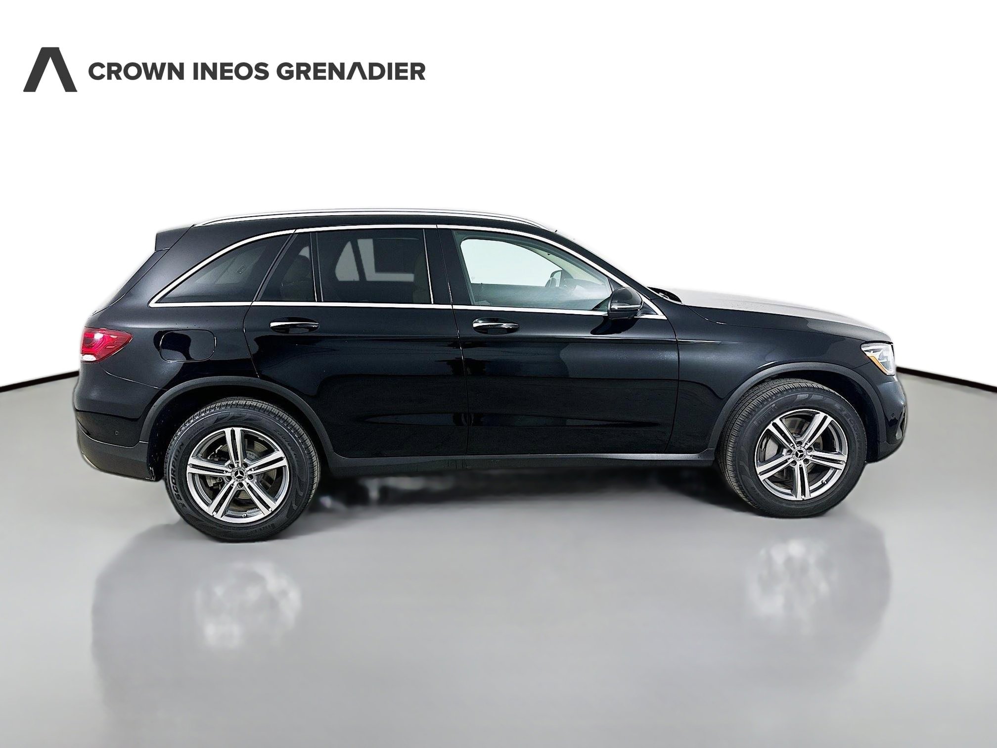 Used 2022 Mercedes-Benz GLC 300 4MATIC image 4