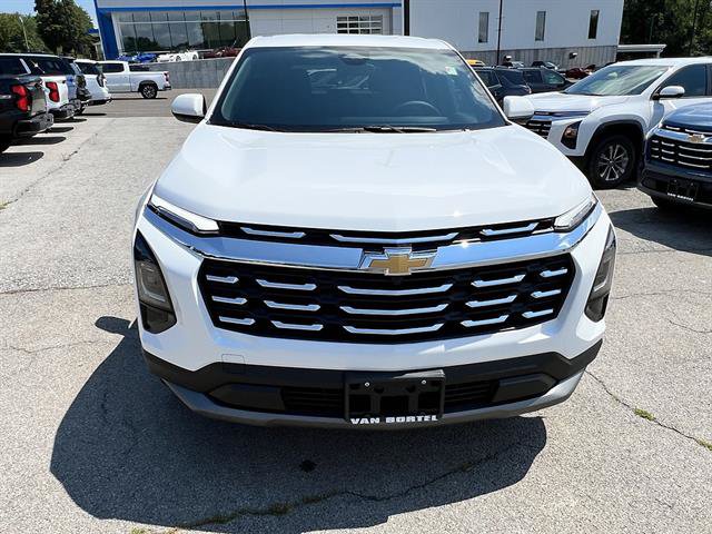 New 2027 Chevrolet Equinox LT AWD/4WD image 9
