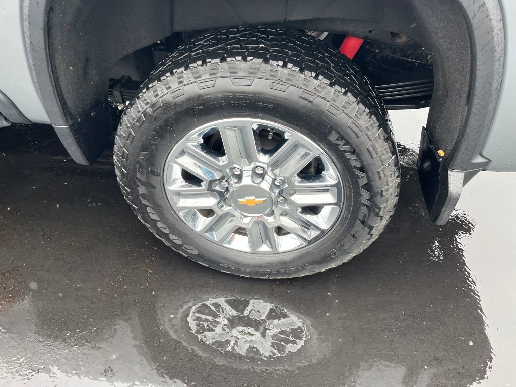 Used 2024 Chevrolet Silverado 2500 High Country w/ High Country Premium Package image 35