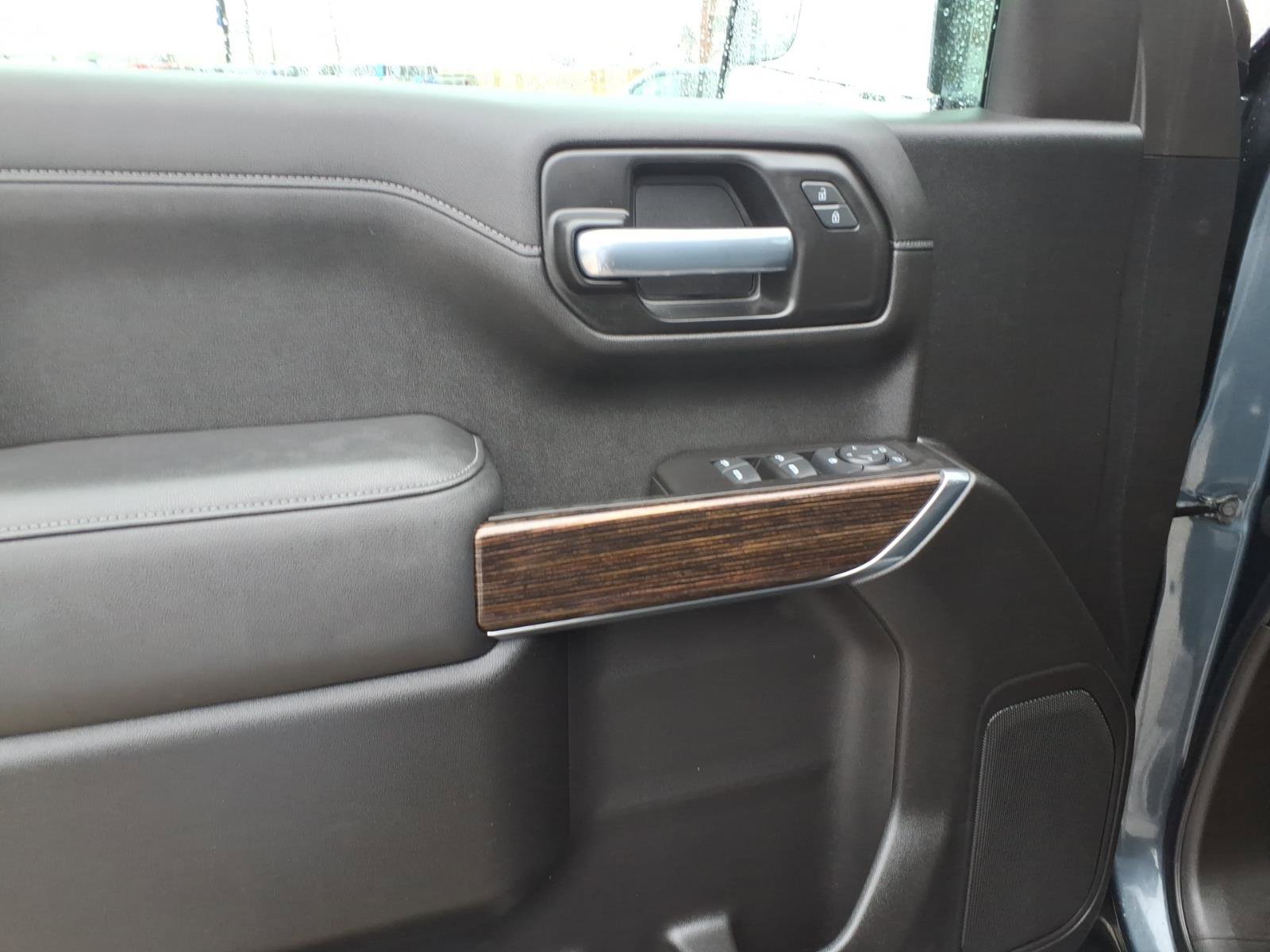 Used 2021 GMC Sierra 1500 SLE image 13