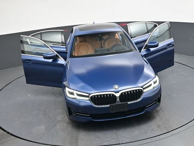 Used 2022 BMW 540i xDrive w/ Premium Package image 42