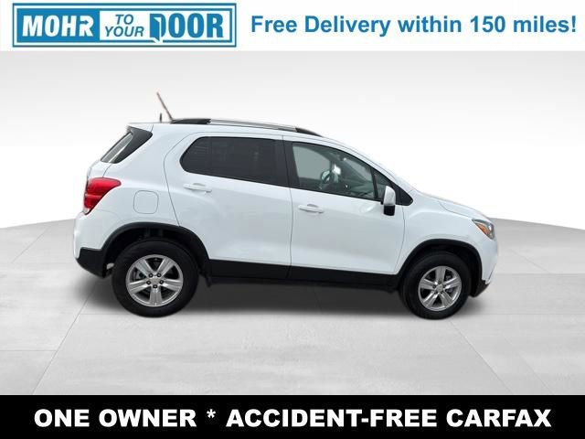 Used 2022 Chevrolet Trax LT w/ LT Convenience Package image 7