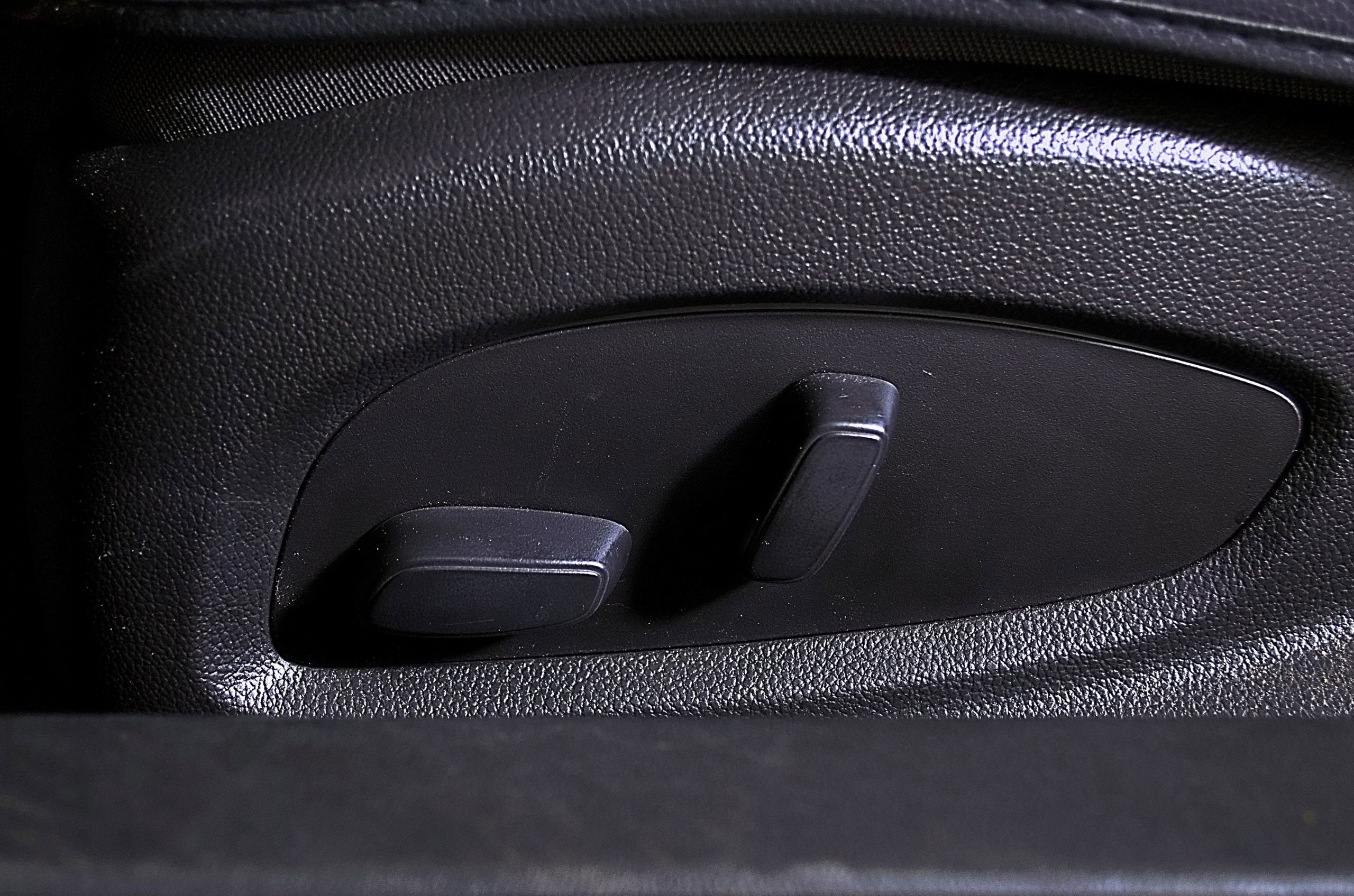 Used 2024 Chevrolet Camaro LT image 22