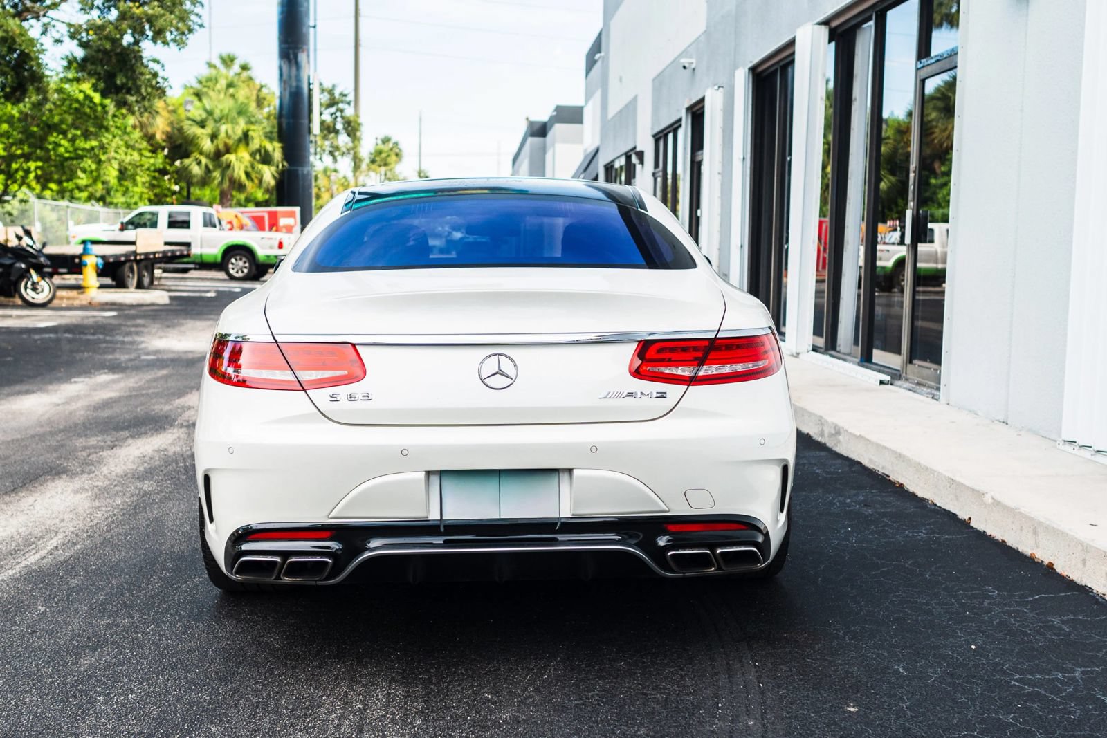 Used 2016 Mercedes-Benz S 63 AMG 4MATIC Coupe w/ Driver Assistance Package image 10