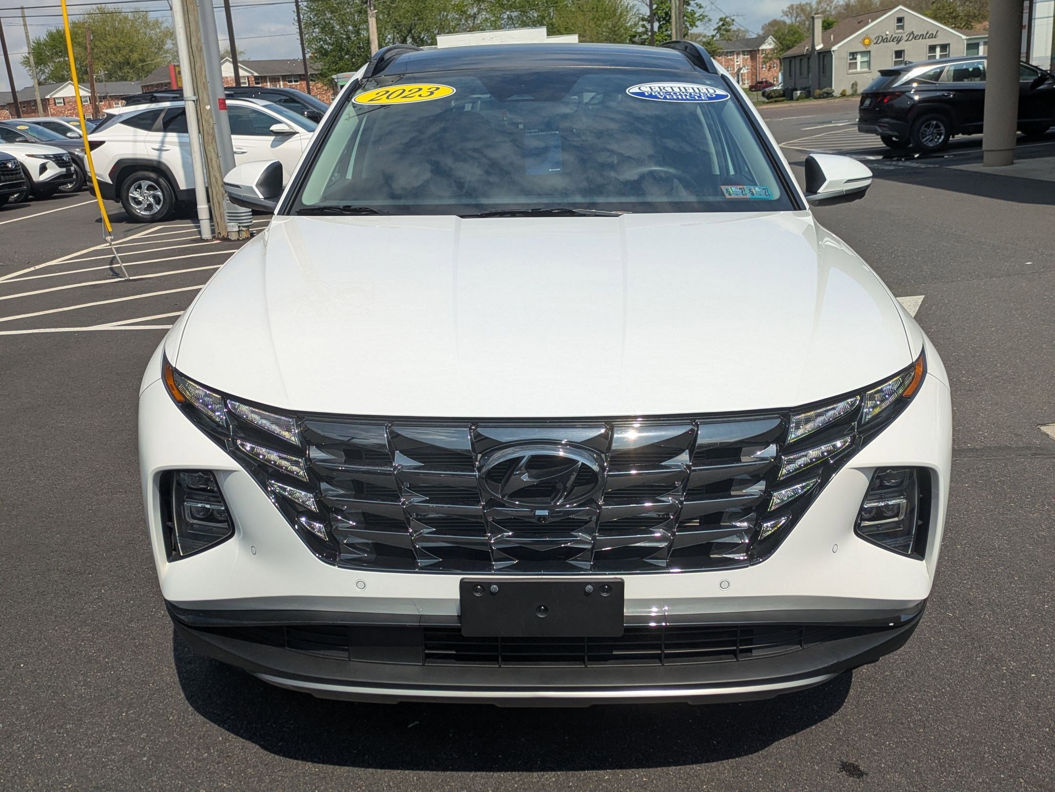 Certified 2023 Hyundai Tucson Limited AWD/4WD image 2