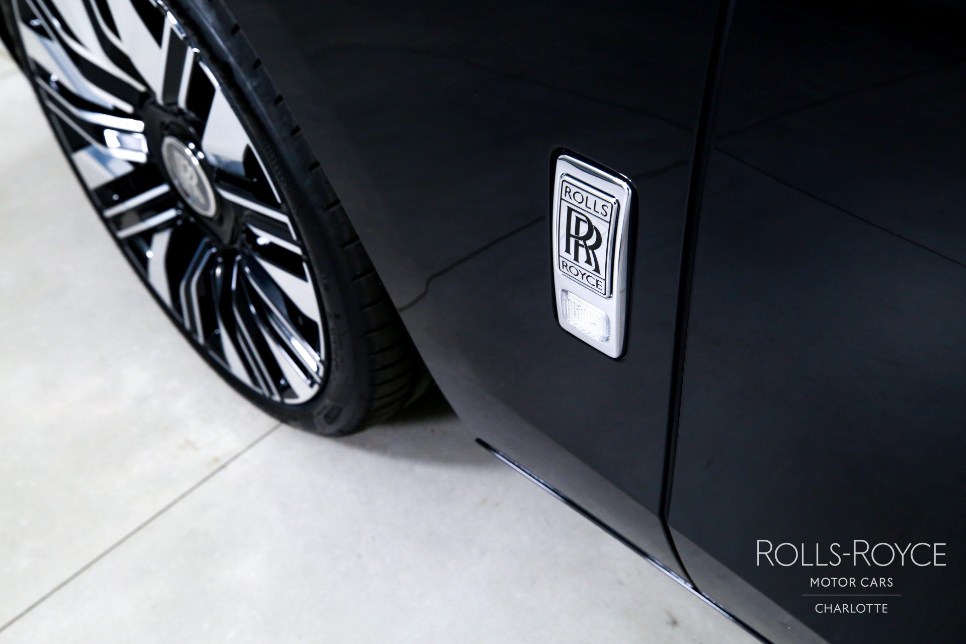 New 2027 Rolls-Royce Ghost AWD/4WD image 40