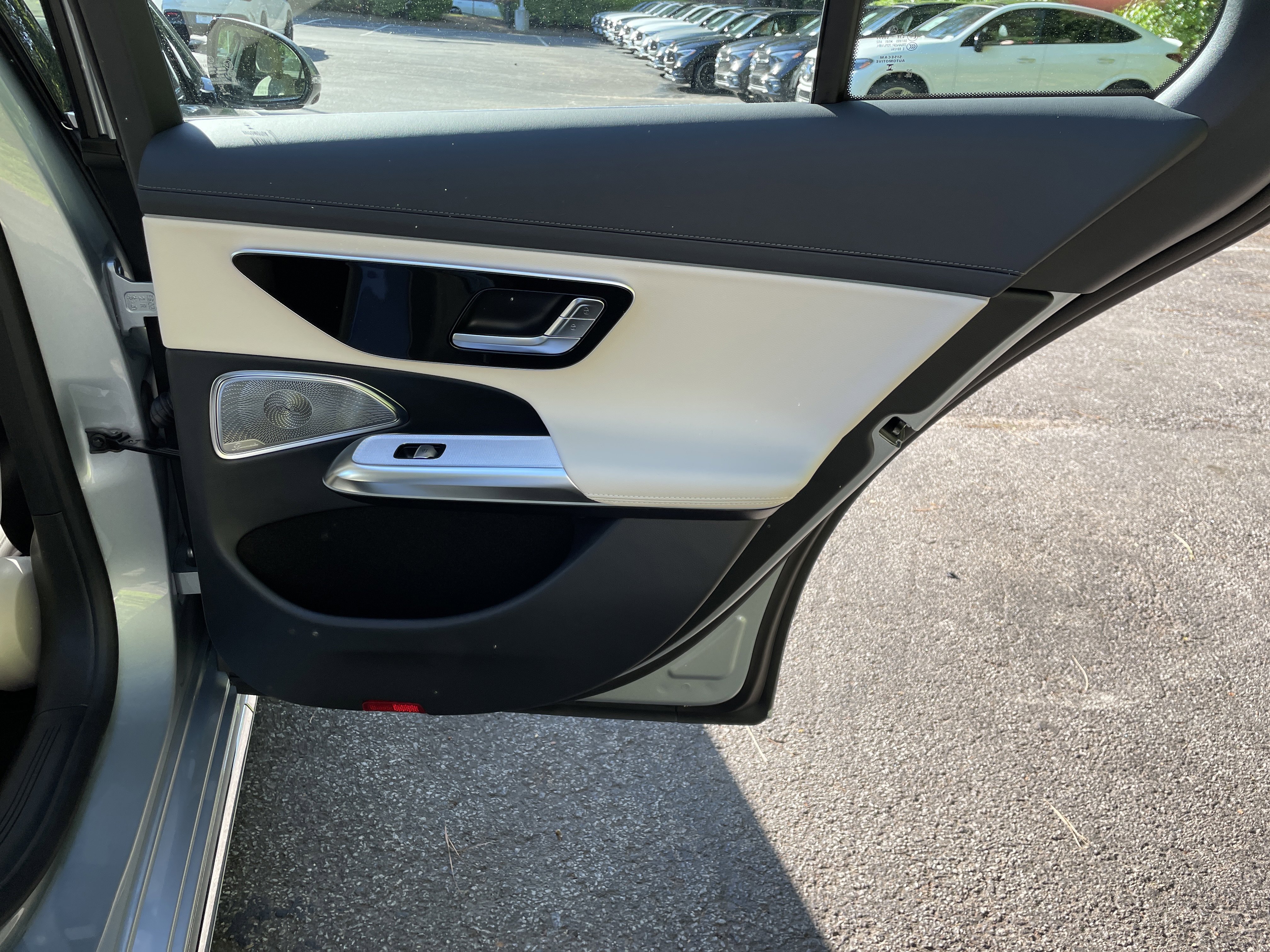 New 2026 Mercedes-Benz E 450 4MATIC Sedan image 39