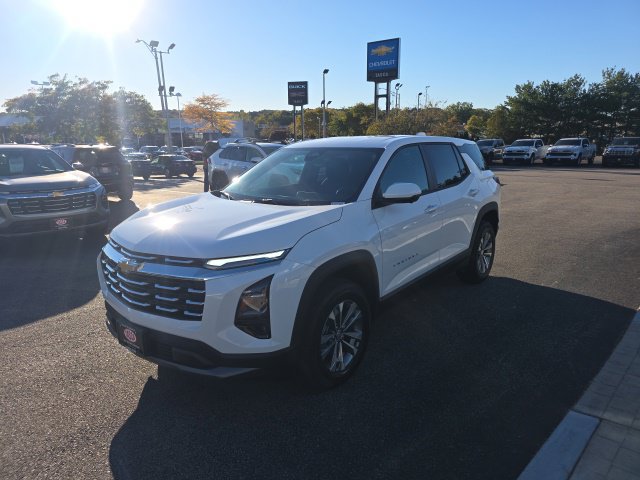 New 2027 Chevrolet Equinox LT w/ Convenience Package II AWD/4WD image 6