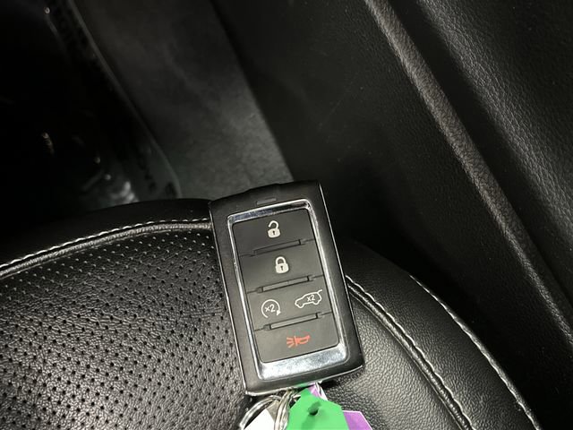 Used 2023 Jeep Grand Cherokee Limited w/ Luxury Tech Group II image 27