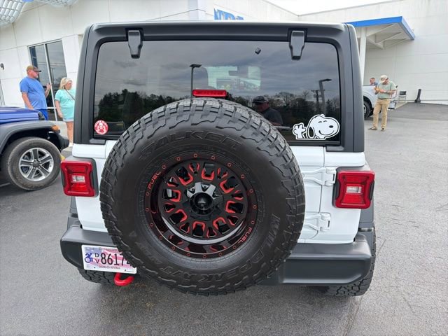 Used 2023 Jeep Wrangler Unlimited Rubicon w/ Cold Weather Group image 5