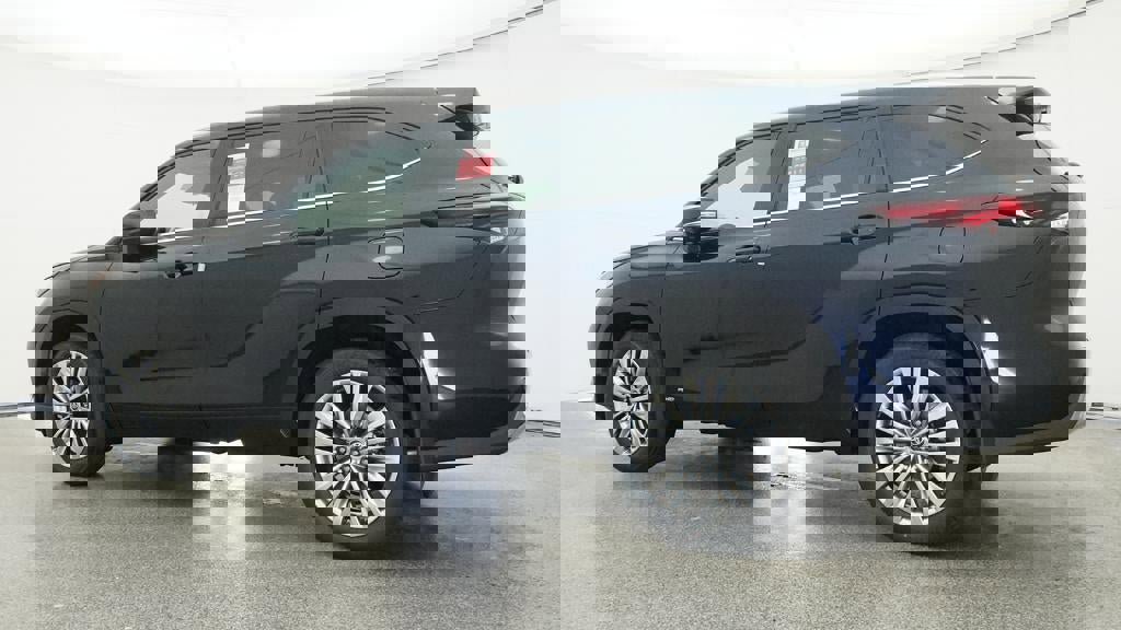 New 2026 Toyota Highlander Platinum image 20