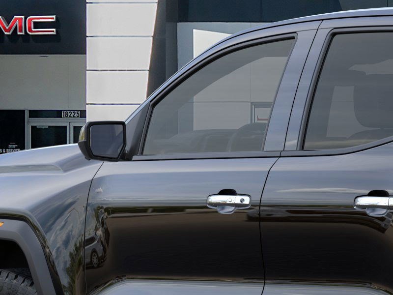 New 2026 GMC Canyon Denali image 13