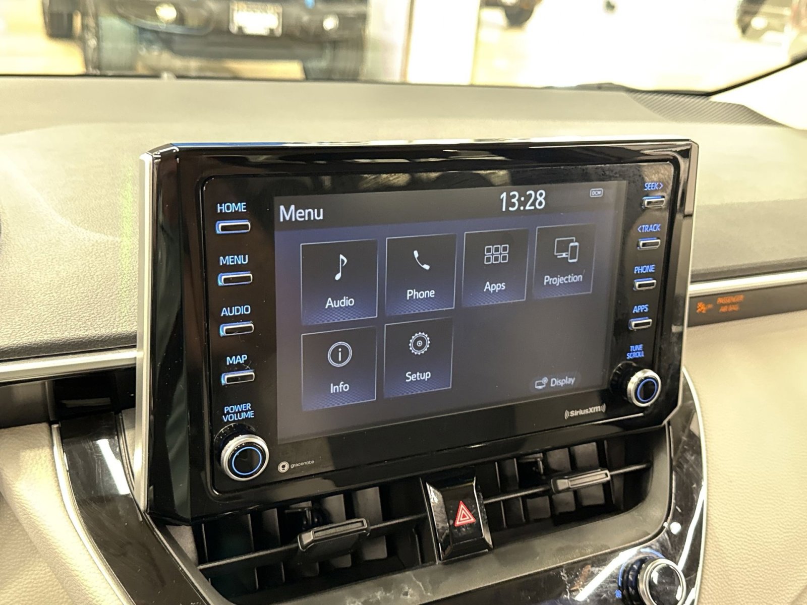 Used 2021 Toyota Corolla LE w/ LE Convenience Package FWD image 19