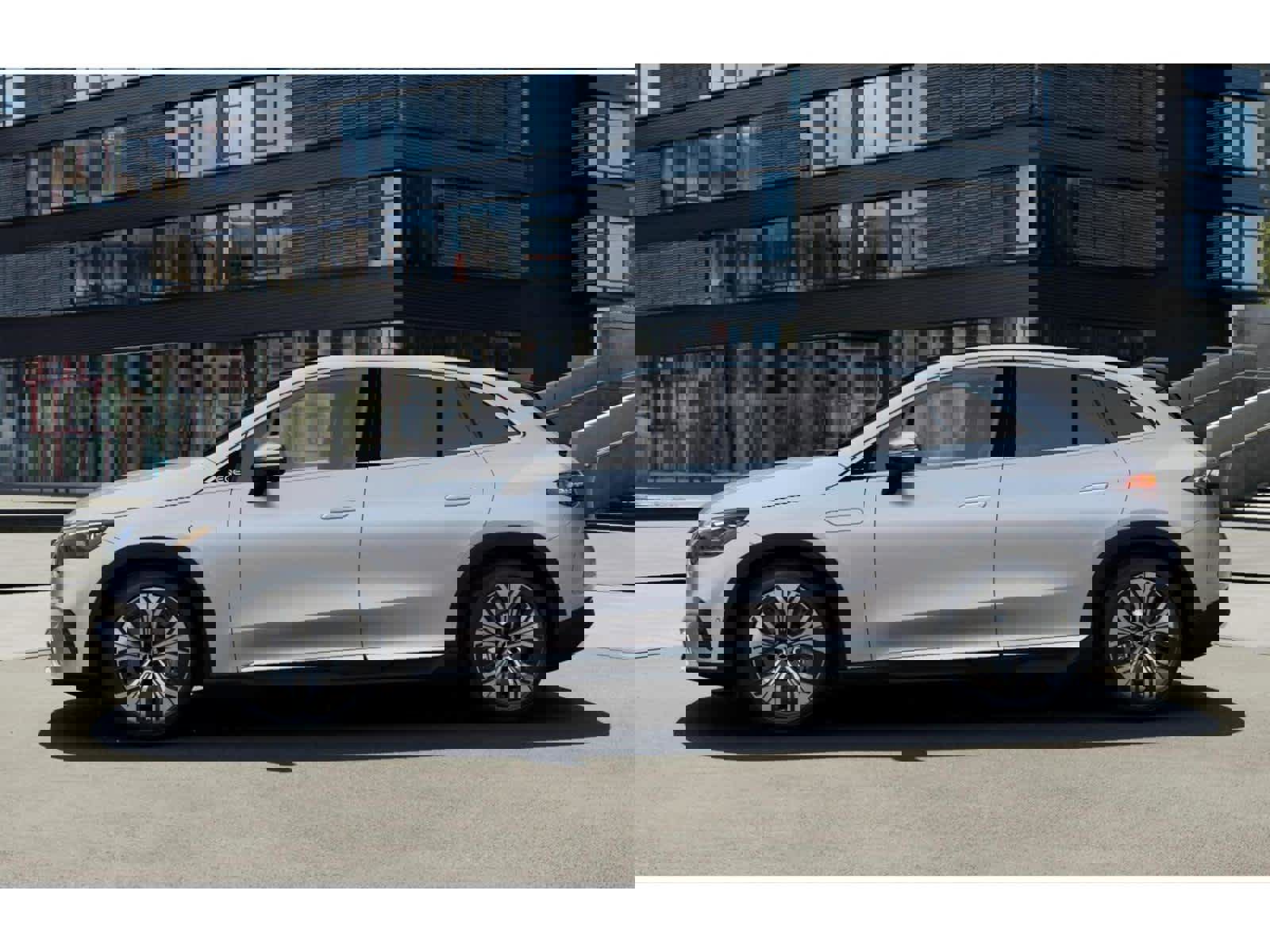 New 2026 Mercedes-Benz EQE 320+ SUV image 34