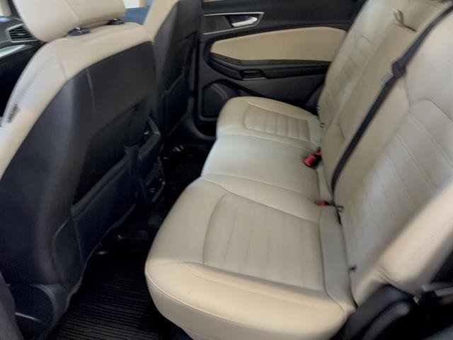 Certified 2022 Ford Edge SEL w/ Convenience Package image 11
