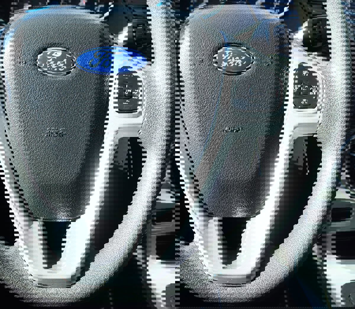 Used 2018 Ford Fiesta SE FWD image 50