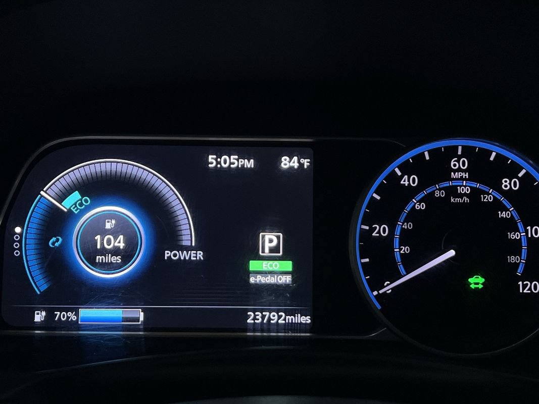 Used 2025 Nissan Leaf S FWD image 18