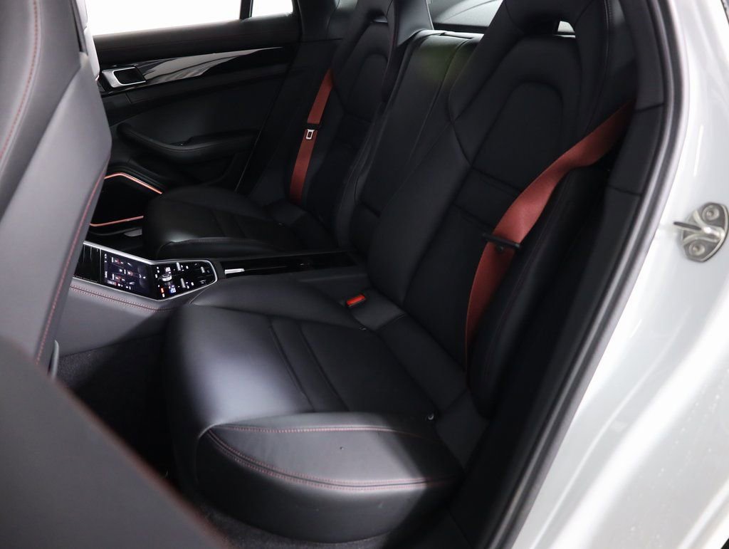Used 2023 Porsche Panamera 4S image 49